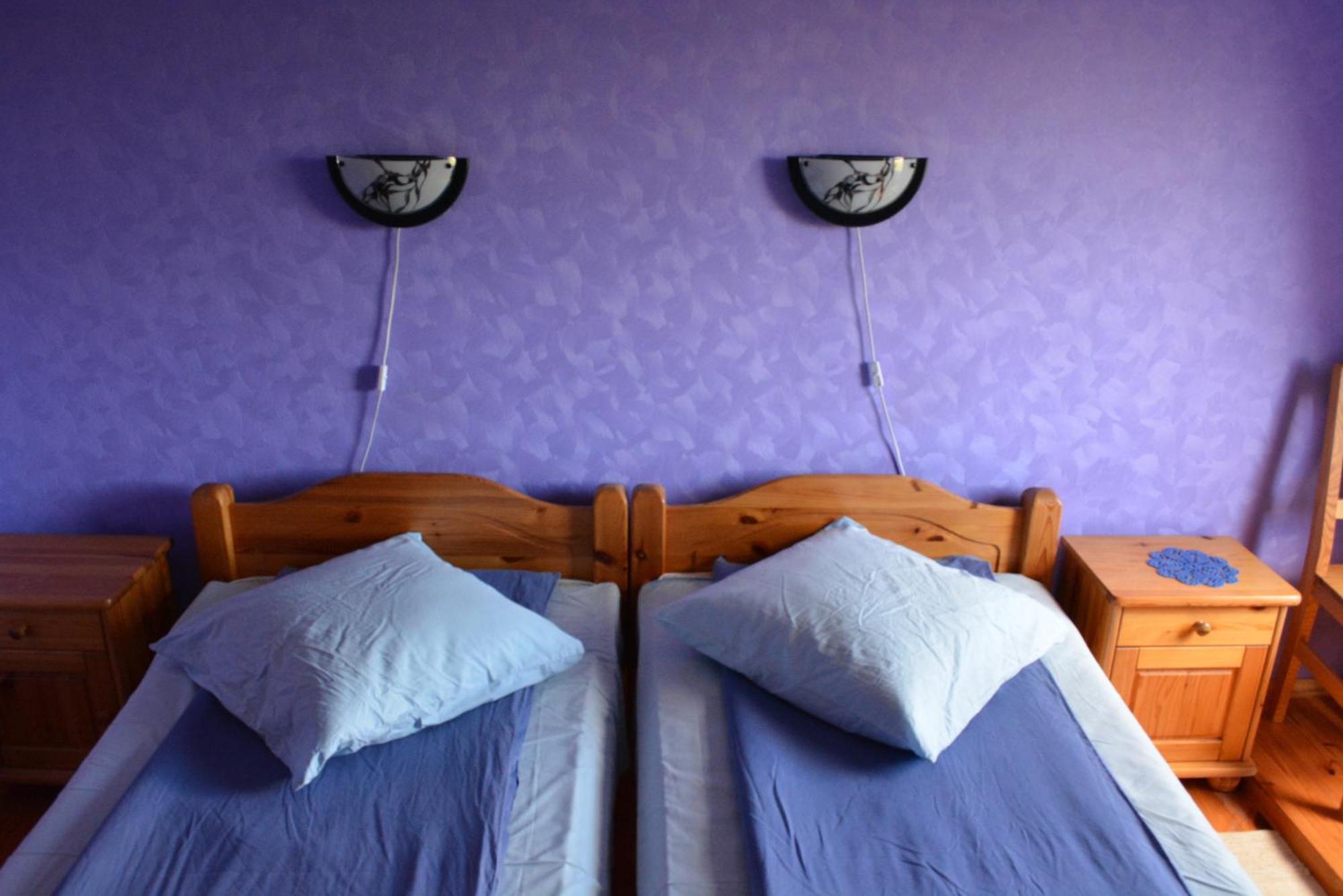 Viesu Nams Pupoli Hotell Dundaga Exteriör bild